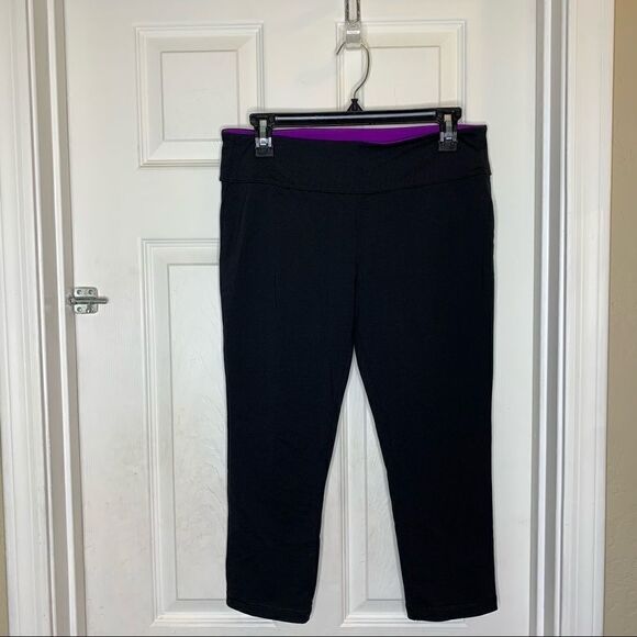 VSX Sexy Sport Black Cropped Leggings Purple Trim - Picture 2 of 7